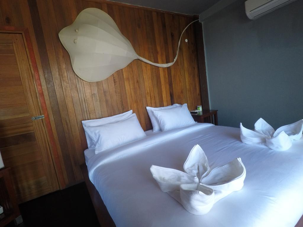 Ao Muong Beach Resort Ko Tao Bagian luar foto